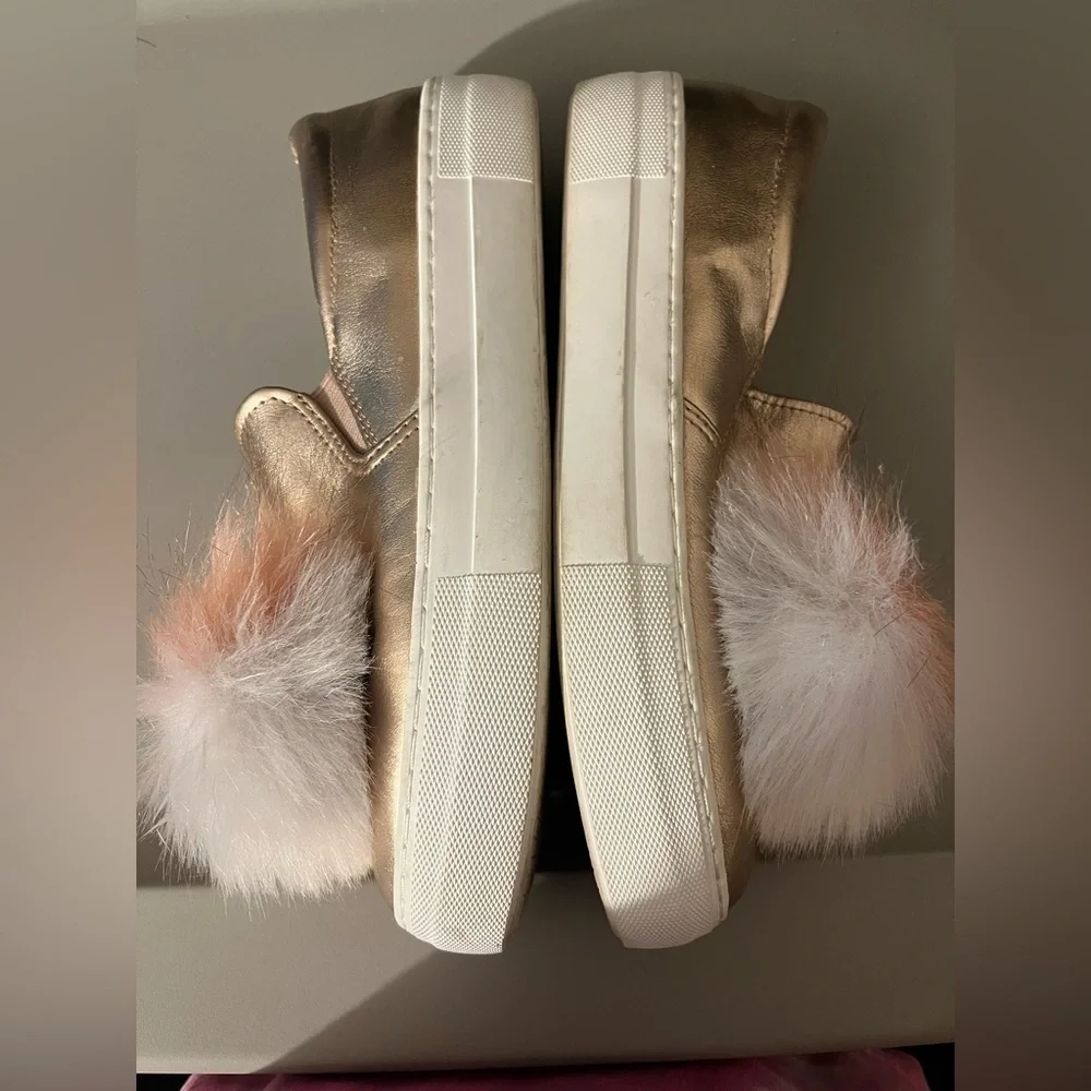 Steve Madden Women's Metallic Rose Gold Platform Pompom Slip On Shoes Pink 8